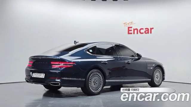 Genesis G80 2022 thumb 2