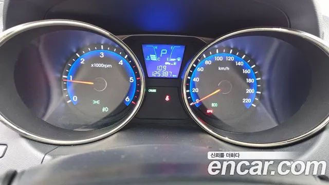 Hyundai Tucson 2011 thumb 8