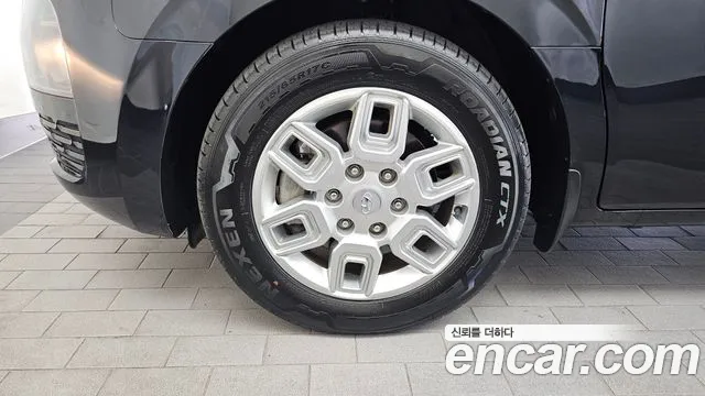 Hyundai Staria 2022 thumb 5