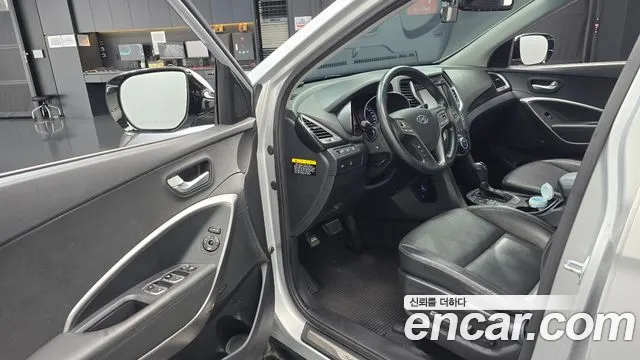 Hyundai Santa Fe 2012 thumb 10