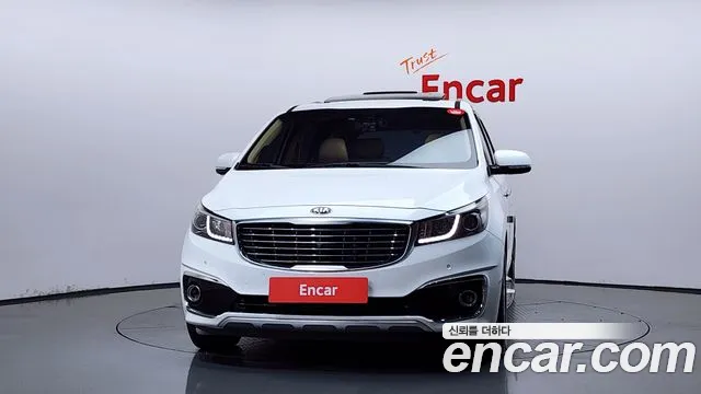 Kia Carnival 2015 thumb 3