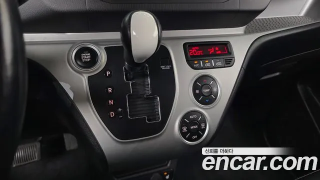 Kia Ray 2015 thumb 9