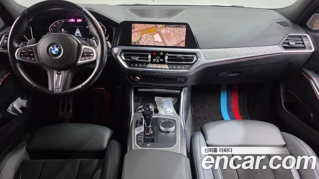 BMW 3-Series 2021 thumb 7