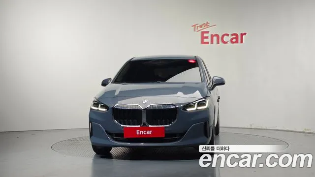 BMW 2-Series 2023 thumb 3
