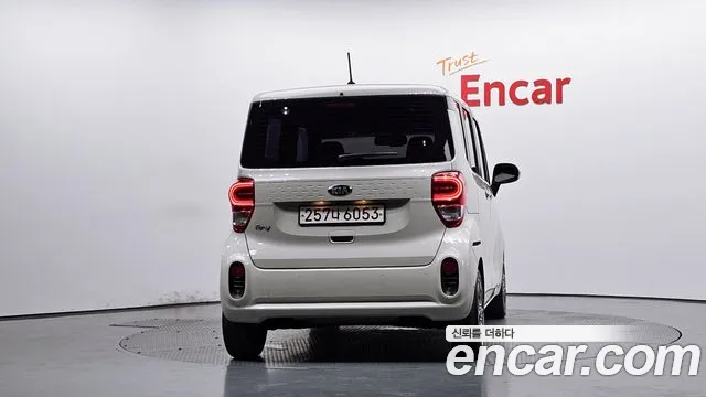 Kia Ray 2018 thumb 3