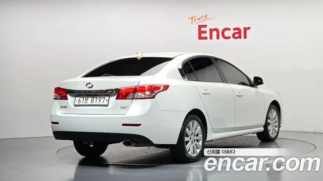 Renault-KoreaSamsung SM5 2014 thumb 2
