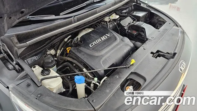 Kia Carnival 2017 thumb 6