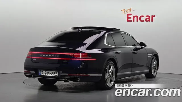 Genesis G90 2022 thumb 2