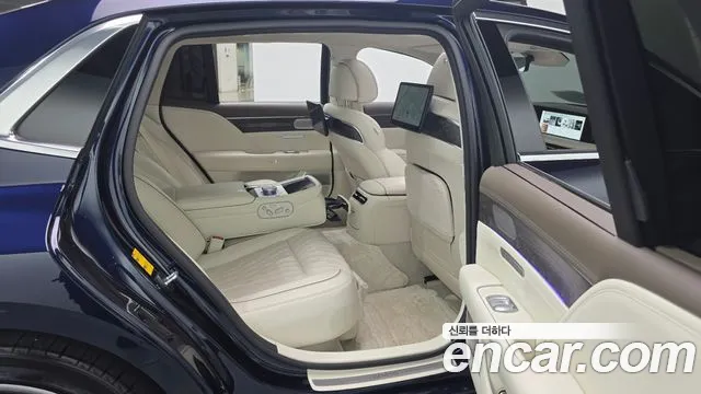 Genesis G90 2022 thumb 11