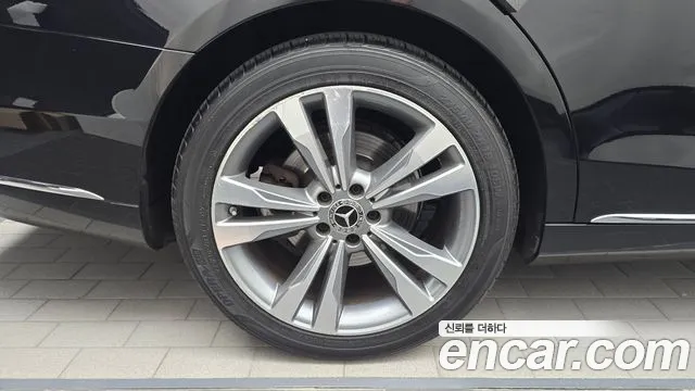 Mercedes-Benz S-Класс 2017 thumb 5