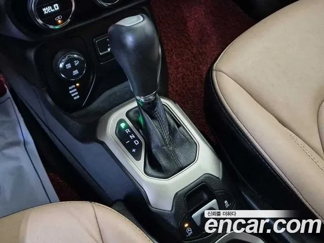 Jeep Renegade 2016 thumb 8