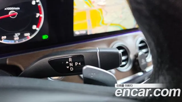 Mercedes-Benz E-Класс 2018 thumb 9