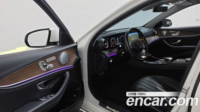 Mercedes-Benz E-Класс 2018 thumb 10