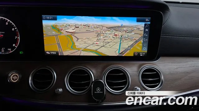 Mercedes-Benz E-Класс 2018 thumb 12