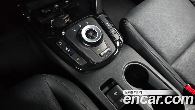 Kia Seltos 2024 thumb 9