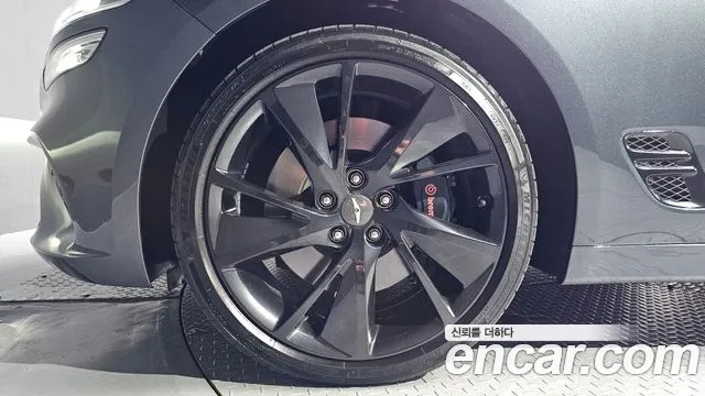 Genesis G70 2022 thumb 5