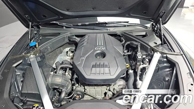 Genesis G70 2022 thumb 6