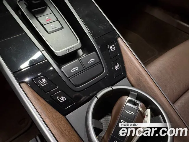 Porsche 911 2021 thumb 10