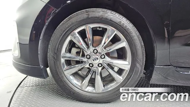 Kia Carnival 2018 thumb 4