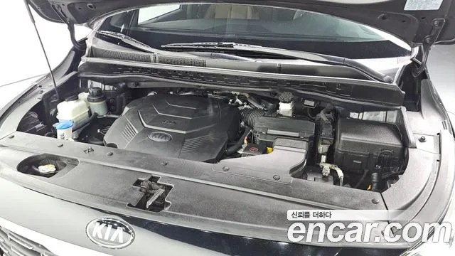 Kia Carnival 2018 thumb 5