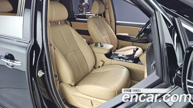 Kia Carnival 2018 thumb 9