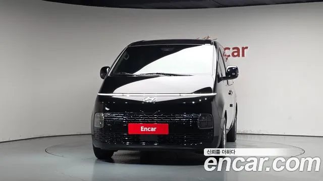 Hyundai Staria 2022 thumb 3