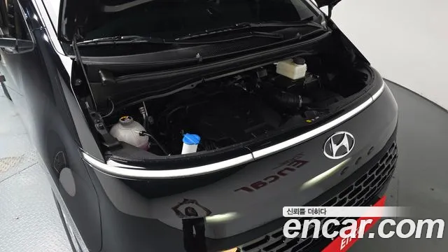 Hyundai Staria 2022 thumb 6