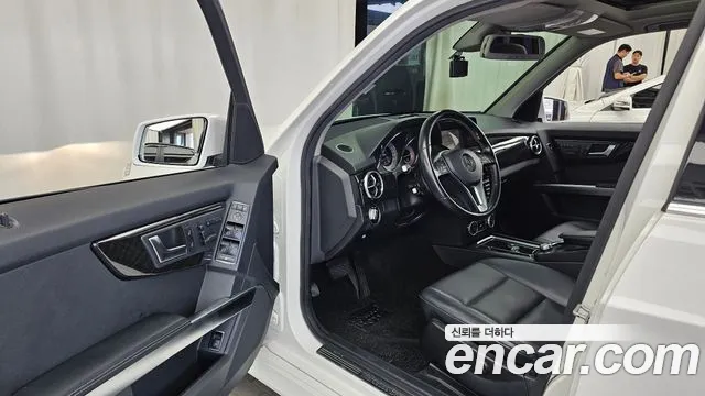 Mercedes-Benz GLK-Class 2015 thumb 10