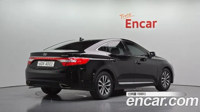 Hyundai Grandeur 2011 thumb 2