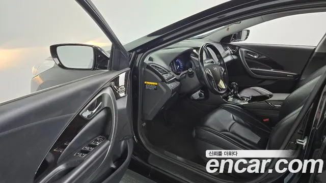 Hyundai Grandeur 2011 thumb 10