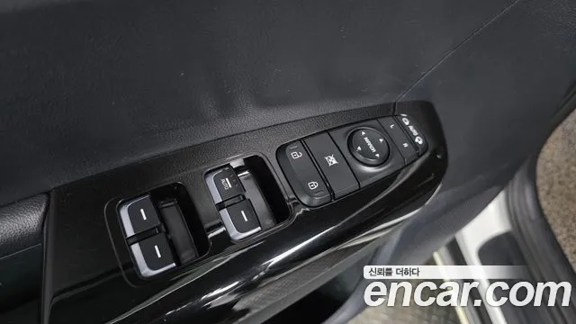 Kia Sportage 2018 thumb 11