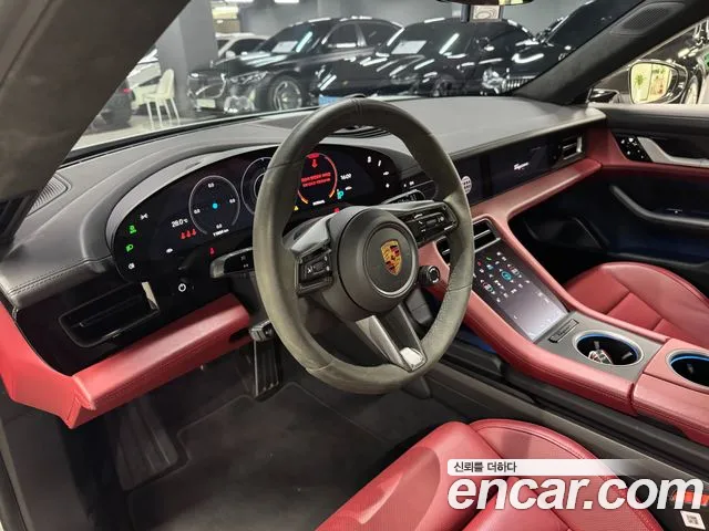 Porsche Taycan 2020 thumb 4