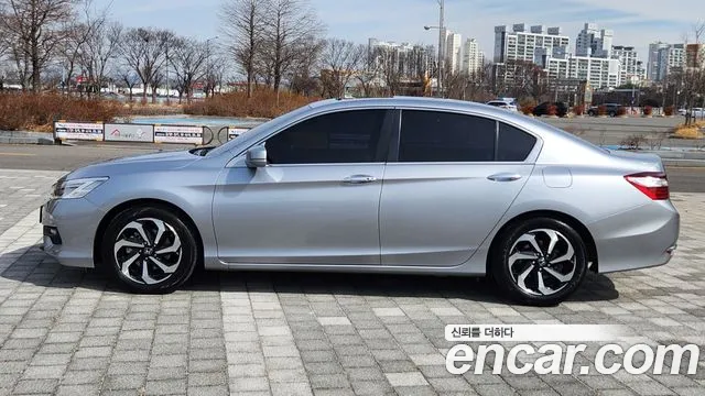 Honda Accord 2016 thumb 6