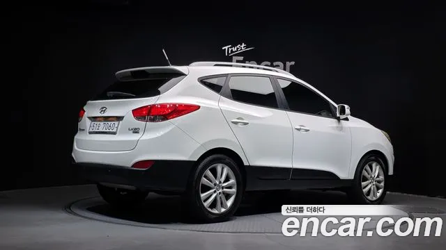 Hyundai Tucson 2011 thumb 2