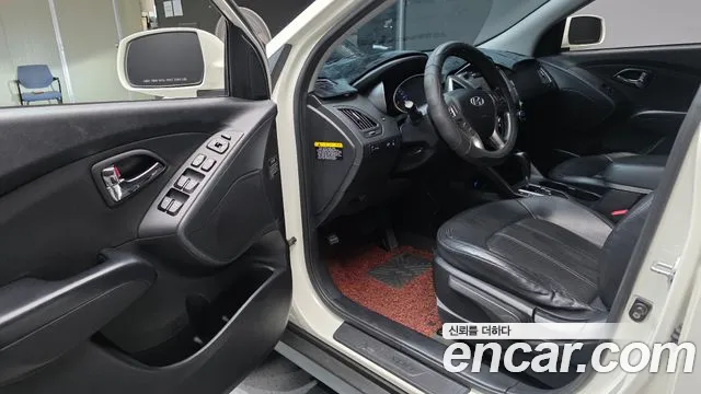 Hyundai Tucson 2011 thumb 10