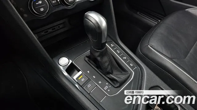 Volkswagen Tiguan 2020 thumb 9