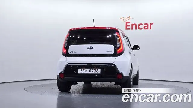 Kia Soul 2016 thumb 4