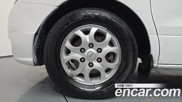 Hyundai Starex 2011 thumb 5