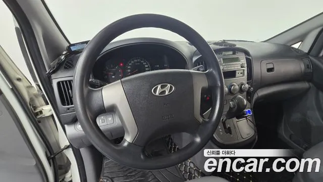 Hyundai Starex 2011 thumb 12