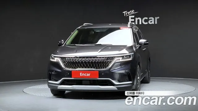 Kia Carnival 2021 thumb 2