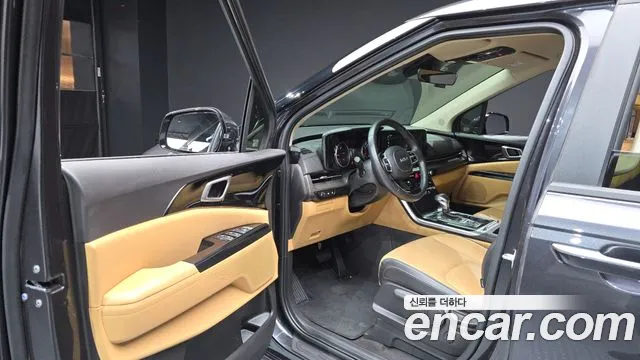 Kia Carnival 2021 thumb 9