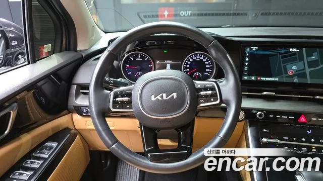 Kia Carnival 2021 thumb 12
