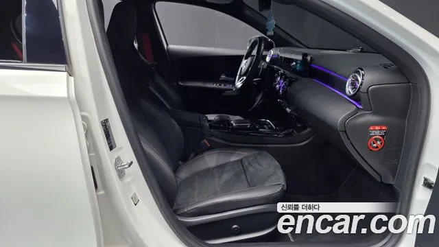 Mercedes-Benz A-Класс 2023 thumb 11