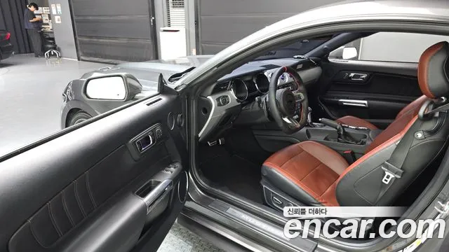 Ford Mustang Mach-E 2017 thumb 10