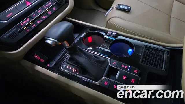 Kia Carnival 2019 thumb 9