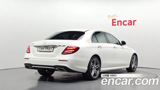 Mercedes-Benz E-Класс 2019 thumb 2