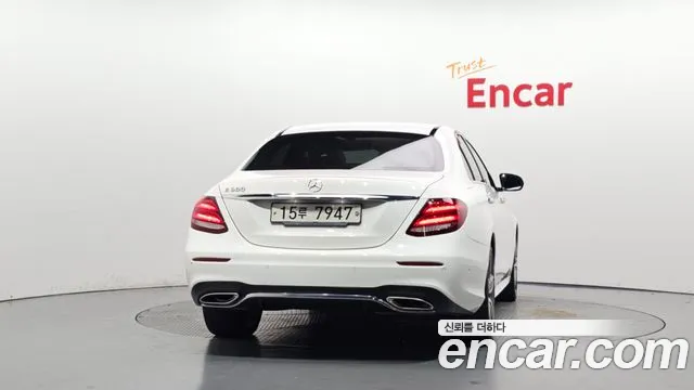 Mercedes-Benz E-Класс 2019 thumb 4
