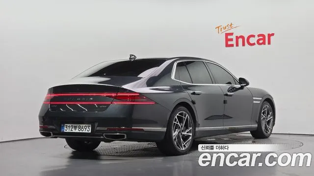 Genesis G90 2022 thumb 2