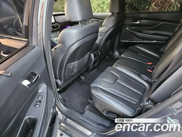 Hyundai Santa Fe 2021 thumb 9