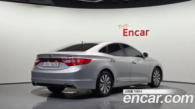 Hyundai Grandeur 2016 thumb 2